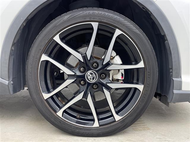 Ｃ－ＨＲ Ｓ　ＧＲスポーツ　純正ＤＡ　パノラミックビューモニター　レーダークルーズコントロール　プリクラッシュセーフティー　レーンキープアシスト　オートライト　オートハイビーム　ステアリングリモコン　電動パーキングブレーキ（37枚目）