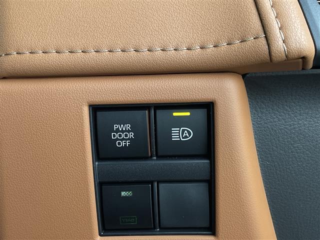 ヴェルファイア Ｚ　プレミア　純正１４型ＤＡ　左右独立ムーンルーフ　デジタルインナーミラー　ユニバーサルステップ　トヨタセーフティーセンス　プリクラッシュセーフティ　レーントレーシングアシスト　レーダークルーズコントロール（10枚目）