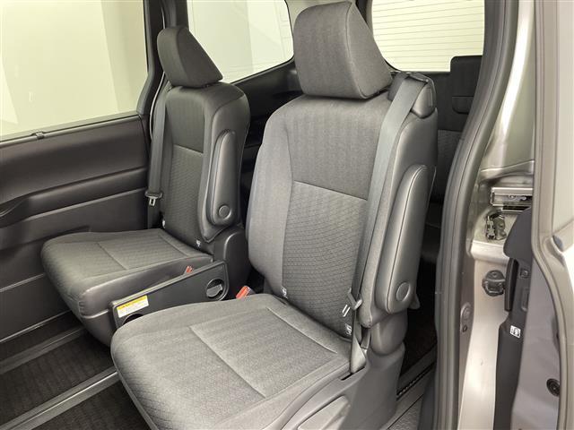 ノア Ｇ　純正１０．５型ＤＡ　純正フリップダウンモニター　レーダークルーズコントロール　プリクラッシュセーフティ　レーンキープ　オートマチックハイビーム　両側パワスラ　ドラレコ　ＥＴＣ２．０　シートヒーター（29枚目）