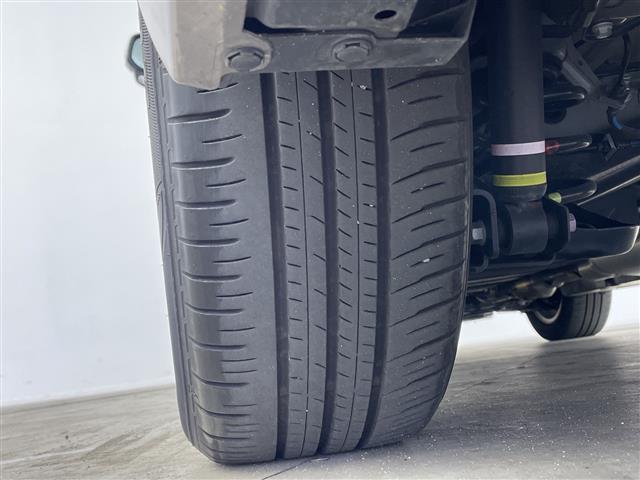 ノア Ｇ　純正１０．５型ＤＡ　純正フリップダウンモニター　レーダークルーズコントロール　プリクラッシュセーフティ　レーンキープ　オートマチックハイビーム　両側パワスラ　ドラレコ　ＥＴＣ２．０　シートヒーター（39枚目）