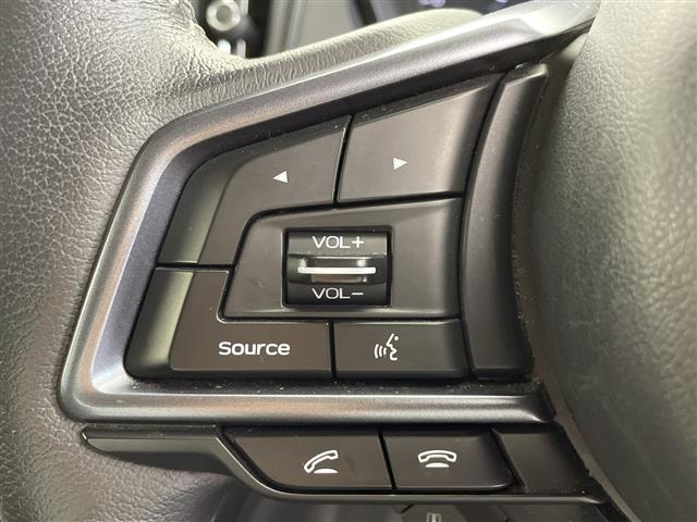 レヴォーグ ＧＴ　ＥＸ　純正ナビ　Ｂｌｕｅｔｏｏｔｈ　フルセグＴＶ　ビルトインＥＴＣ　オートマチックハイビーム　純正フロアマット　パドルシフト　サイドカメラ　バックカメラ　スペアキー　シートヒーター　パワーシート（6枚目）