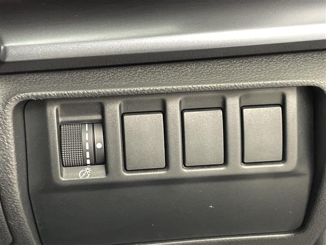 レヴォーグ ＧＴ　ＥＸ　純正ナビ　Ｂｌｕｅｔｏｏｔｈ　フルセグＴＶ　ビルトインＥＴＣ　オートマチックハイビーム　純正フロアマット　パドルシフト　サイドカメラ　バックカメラ　スペアキー　シートヒーター　パワーシート（15枚目）