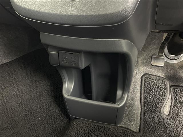 ワゴンRスティングレー T 純正ナビ Bluetooth ワンセグTV ETC バックカメラ クルーズコントロール HDMI シートヒーター 純正アルミホイール ベンチシート 純正フロアマット 純正ドアバイザー パドルシフト(14枚目)