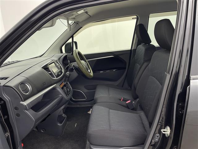 ワゴンRスティングレー T 純正ナビ Bluetooth ワンセグTV ETC バックカメラ クルーズコントロール HDMI シートヒーター 純正アルミホイール ベンチシート 純正フロアマット 純正ドアバイザー パドルシフト(23枚目)