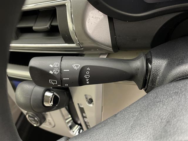 キャスト スタイルＸ　リミテッド　ＳＡＩＩＩ　スマートアシストＩＩＩ　社外ナビ　Ｂｌｕｅｔｏｏｔｈ　フルセグＴＶ　バックカメラ　前席シートヒーター　レーンキープアシスト　先行車発進お知らせ機能　電動格納ミラー　ベンチシート　コーナーセンサー（9枚目）