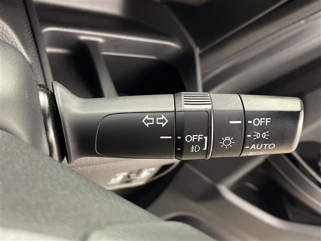 N-BOXカスタム G・Lホンダセンシング 純正8インチナビ ホンダセンシング ETC ACC 両側パワースライドドア 純正14インチAW 純正フロアマット オートライト LEDヘッドライト ドラレコ スマートキー バックカメラ(11枚目)