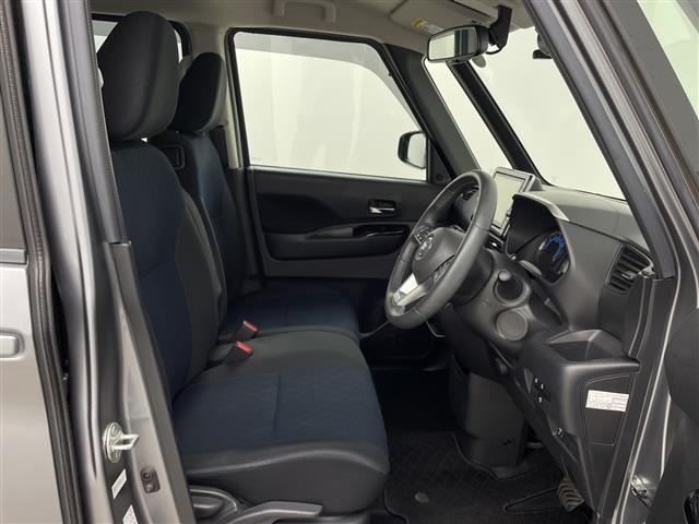 ルークス ハイウェイスター　Ｇターボプロパイロットエディション　純正９型ナビ　プロパイロット　アラウンドビューモニター　エマージェンシーブレーキ　両側パワースライドドア　電動パーキングブレーキ　オートホールド　コーナーセンサー　純正フロアマット　オートライト（21枚目）