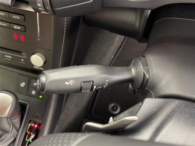 ＲＣ ＲＣ３００ｈ　Ｆスポーツ　メーカー１０．３インチＳＤナビ　バックカメラ　オレンジキャリパー　ビルトインＥＴＣ２．０　前後ドライブレコーダー　レクサスセーフティシステムプラス　プリクラッシュセーフティ　レーントレーシングアシスト（10枚目）