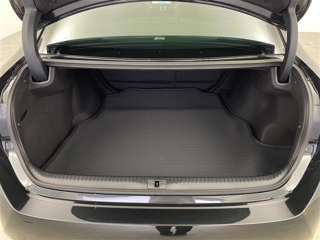 ＲＣ ＲＣ３００ｈ　Ｆスポーツ　メーカー１０．３インチＳＤナビ　バックカメラ　オレンジキャリパー　ビルトインＥＴＣ２．０　前後ドライブレコーダー　レクサスセーフティシステムプラス　プリクラッシュセーフティ　レーントレーシングアシスト（27枚目）