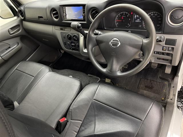 NV350キャラバンバン DX 純正ナビ フルセグ Bluetooth バックカメラ 両側スライドドア ドアバイザー ETC ドライブレコーダー シートカバー ディーゼル 4WD(19枚目)