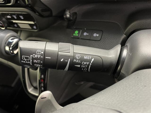 Ｎ－ＢＯＸカスタム Ｌターボ　禁煙車　ホンダセンシング　衝突軽減ブレーキ　レーンキープアシスト　アダプティブクルーズコントロール　オートハイビームアシスト　社外８Ｖ型ＳＤナビＣＤ　ＤＶＤ　ＳＤ　Ｂｌｕｅｔｏｏｔｈ　フルセグＴＶ（10枚目）