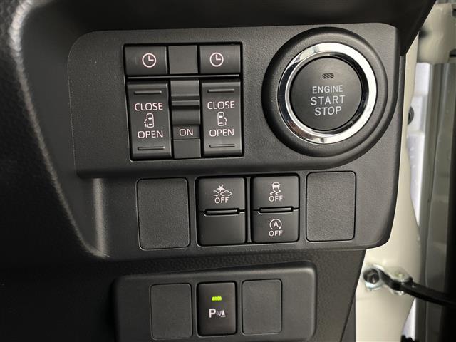 ルーミー カスタムG 純正ディスプレイオーディオフルセグテレビBluetoothCarPlay/AndroidAutoフロアマット☆全方位モニター両側パワースライドドアスペアキーレーダークルーズコントロール(4枚目)