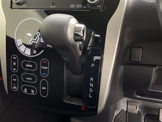 eKカスタム G 純正オーディオ ラジオ CD ドアバイザー アイドリングストップ バックカメラ フォグライト オートエアコン プッシュスタートボタン フォグライト(9枚目)