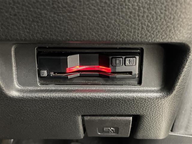 スペーシアカスタム ハイブリッドXS 純正ナビ フルセグ Bluetooth 全方位カメラ 両側スライドドア シートヒーター ハーフレザー ハンズフリー バックカメラ 社外ドライブレコーダー オートハイビーム ベンチシート レーンアシスト(4枚目)