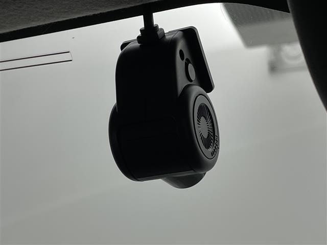 ムーヴキャンバス ストライプスG 純正ナビ(CD/DVD/BT/フルセグTV)衝突被害軽減ブレーキシートヒーターレーンキープアシスト両側パワースライドドアフロアマットスマートアシストバックカメラ(21枚目)