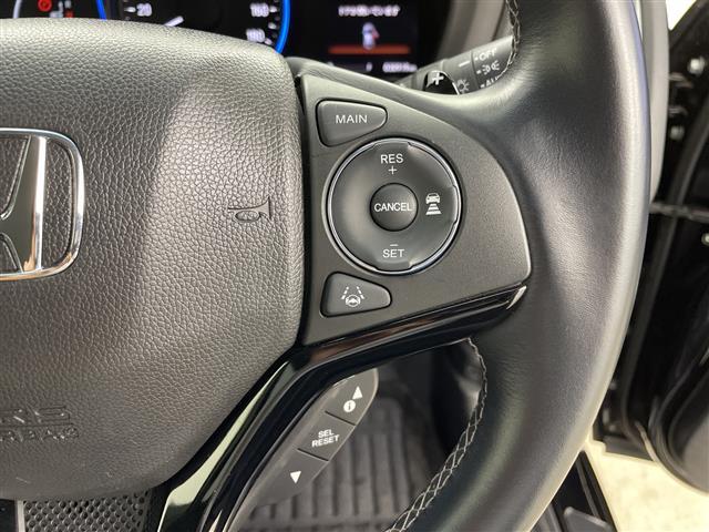 ヴェゼル ハイブリッドZ・ホンダセンシング 純正ナビ フルセグ Bluetooth ドライブレコーダー バックカメラ ハーフレザー シートヒーター パドルシフト クルーズコントロール ハンズフリー 純正フロアマット ブレーキホールド ETC(8枚目)