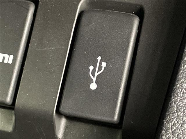 ヴェゼル ハイブリッドZ・ホンダセンシング 純正ナビ フルセグ Bluetooth ドライブレコーダー バックカメラ ハーフレザー シートヒーター パドルシフト クルーズコントロール ハンズフリー 純正フロアマット ブレーキホールド ETC(21枚目)