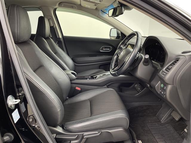 ヴェゼル ハイブリッドZ・ホンダセンシング 純正ナビ フルセグ Bluetooth ドライブレコーダー バックカメラ ハーフレザー シートヒーター パドルシフト クルーズコントロール ハンズフリー 純正フロアマット ブレーキホールド ETC(29枚目)