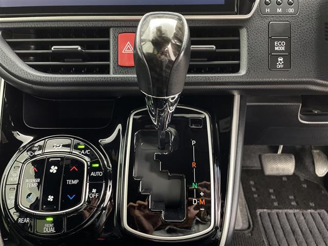 ヴォクシー ＺＳ　煌ＩＩ　純正１０インチナビトヨタセーフティセンスフルセグテレビＢｌｕｅｔｏｏｔｈバックカメラフロアマット両側パワースライドドアクルーズコントロールアイドリングストップ（11枚目）