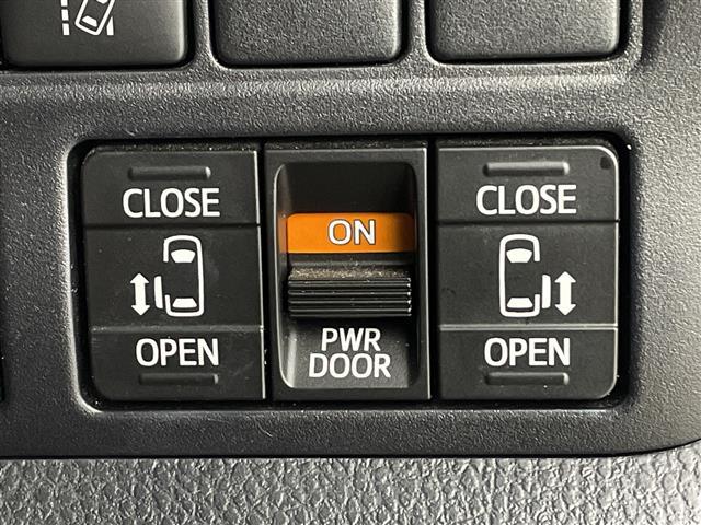 ヴォクシー ＺＳ　煌ＩＩ　純正１０インチナビトヨタセーフティセンスフルセグテレビＢｌｕｅｔｏｏｔｈバックカメラフロアマット両側パワースライドドアクルーズコントロールアイドリングストップ（19枚目）