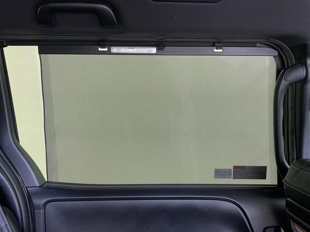 ヴォクシー ＺＳ　煌ＩＩ　純正１０インチナビトヨタセーフティセンスフルセグテレビＢｌｕｅｔｏｏｔｈバックカメラフロアマット両側パワースライドドアクルーズコントロールアイドリングストップ（22枚目）