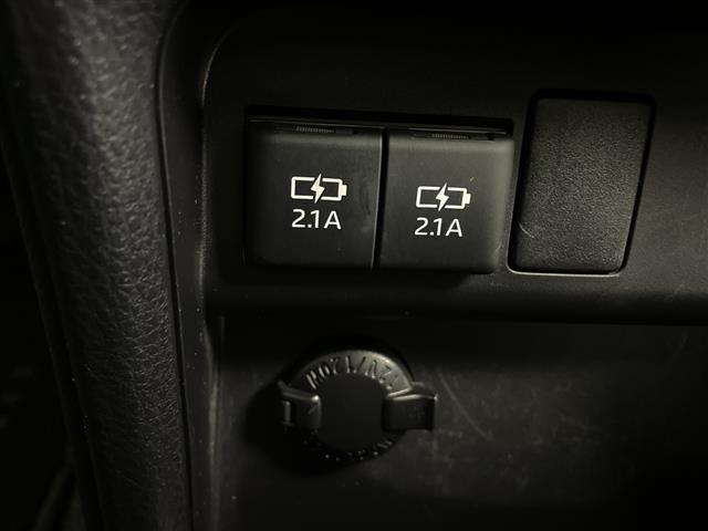 ヴォクシー ＺＳ　煌ＩＩ　純正１０インチナビトヨタセーフティセンスフルセグテレビＢｌｕｅｔｏｏｔｈバックカメラフロアマット両側パワースライドドアクルーズコントロールアイドリングストップ（23枚目）