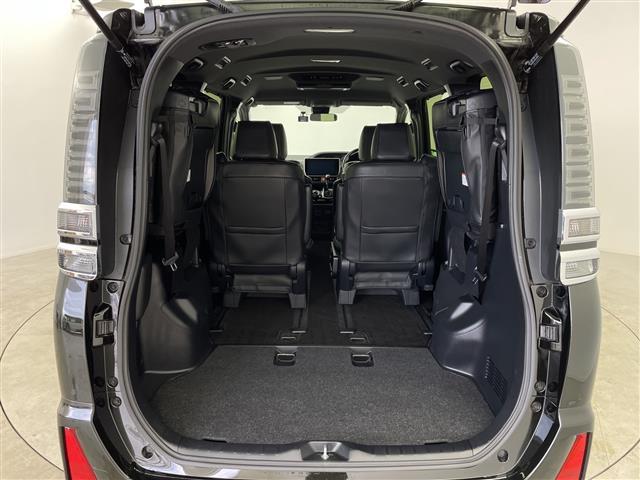 ヴォクシー ＺＳ　煌ＩＩ　純正１０インチナビトヨタセーフティセンスフルセグテレビＢｌｕｅｔｏｏｔｈバックカメラフロアマット両側パワースライドドアクルーズコントロールアイドリングストップ（26枚目）