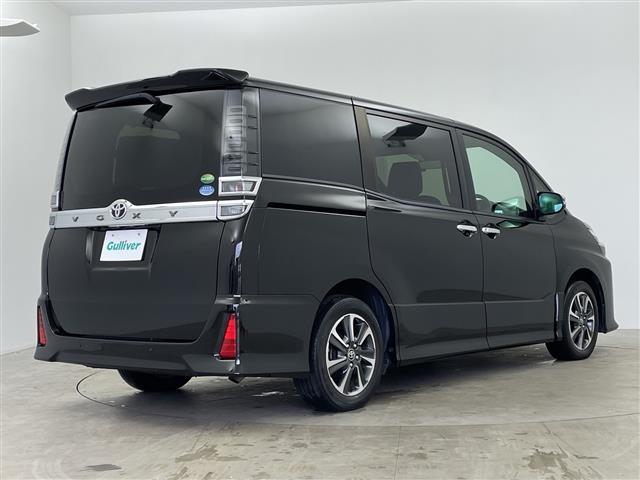 ヴォクシー ＺＳ　煌ＩＩ　純正１０インチナビトヨタセーフティセンスフルセグテレビＢｌｕｅｔｏｏｔｈバックカメラフロアマット両側パワースライドドアクルーズコントロールアイドリングストップ（32枚目）