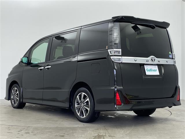 ヴォクシー ＺＳ　煌ＩＩ　純正１０インチナビトヨタセーフティセンスフルセグテレビＢｌｕｅｔｏｏｔｈバックカメラフロアマット両側パワースライドドアクルーズコントロールアイドリングストップ（43枚目）