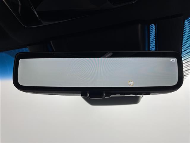 ハリアーハイブリッド Ｚ　メーカーナビ　Ｂｌｕｅｔｏｏｔｈ　フルセグＴＶ　トヨタセーフティセンス　ビルトインＥＴＣ　全方位カメラ　バックカメラ　革巻ステアリング　ステアリングスイッチ　レーダークルーズコントロール　パワーシート（4枚目）