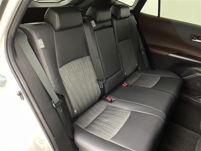 ハリアーハイブリッド Ｚ　メーカーナビ　Ｂｌｕｅｔｏｏｔｈ　フルセグＴＶ　トヨタセーフティセンス　ビルトインＥＴＣ　全方位カメラ　バックカメラ　革巻ステアリング　ステアリングスイッチ　レーダークルーズコントロール　パワーシート（26枚目）