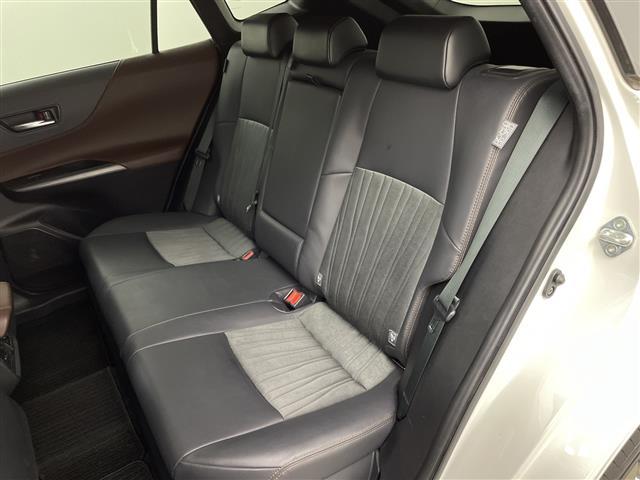 ハリアーハイブリッド Ｚ　メーカーナビ　Ｂｌｕｅｔｏｏｔｈ　フルセグＴＶ　トヨタセーフティセンス　ビルトインＥＴＣ　全方位カメラ　バックカメラ　革巻ステアリング　ステアリングスイッチ　レーダークルーズコントロール　パワーシート（27枚目）