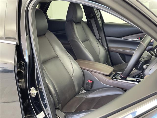 CX-30 XD Lパッケージ 純正ナビ BOSEサウンド フルセグTV 全方位カメラ i-ACTIVSENSE スマートブレーキサポート 車線逸脱警報機能 クルージングトラフィックサポート ドライバーアテンションサポート(23枚目)