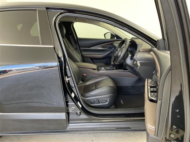 CX-30 XD Lパッケージ 純正ナビ BOSEサウンド フルセグTV 全方位カメラ i-ACTIVSENSE スマートブレーキサポート 車線逸脱警報機能 クルージングトラフィックサポート ドライバーアテンションサポート(25枚目)