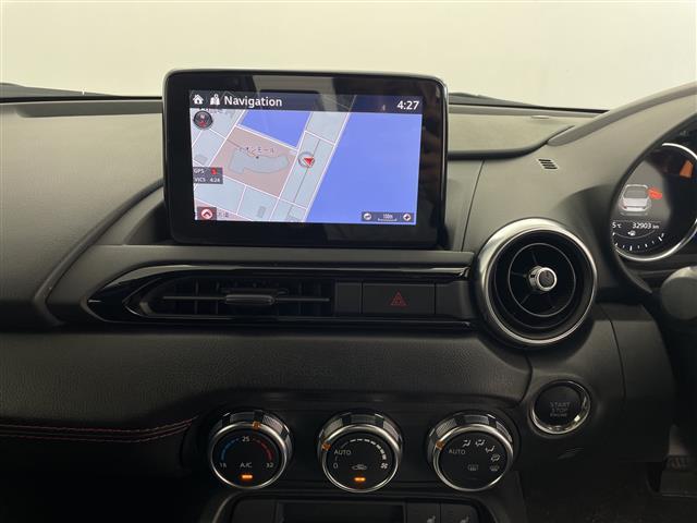 ロードスター ＲＳ　純正ＳＤナビ　ＢＯＳＥサウンドシステム　クルーズコントロール　アダプティブＬＥＤヘッドライト　車線逸脱警報　衝突被害軽減ブレーキ　ＥＴＣ　シートヒーター　ドライブレコーダー　ステアリングリモコン（3枚目）