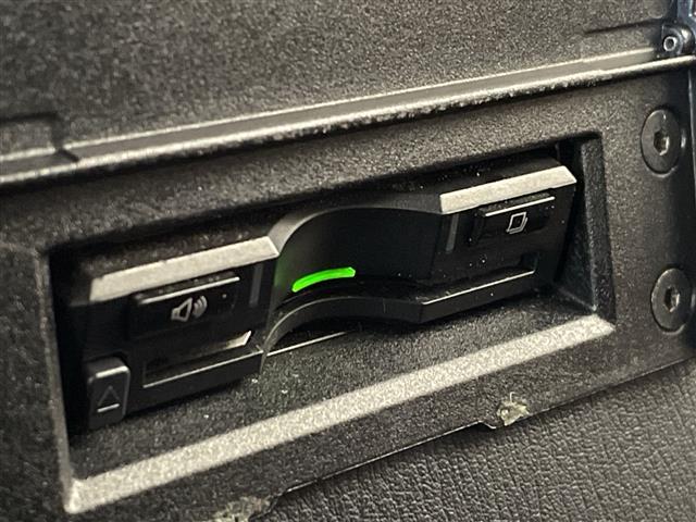 ロードスター ＲＳ　純正ＳＤナビ　ＢＯＳＥサウンドシステム　クルーズコントロール　アダプティブＬＥＤヘッドライト　車線逸脱警報　衝突被害軽減ブレーキ　ＥＴＣ　シートヒーター　ドライブレコーダー　ステアリングリモコン（8枚目）