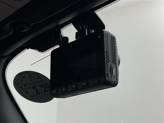 ロードスター ＲＳ　純正ＳＤナビ　ＢＯＳＥサウンドシステム　クルーズコントロール　アダプティブＬＥＤヘッドライト　車線逸脱警報　衝突被害軽減ブレーキ　ＥＴＣ　シートヒーター　ドライブレコーダー　ステアリングリモコン（16枚目）