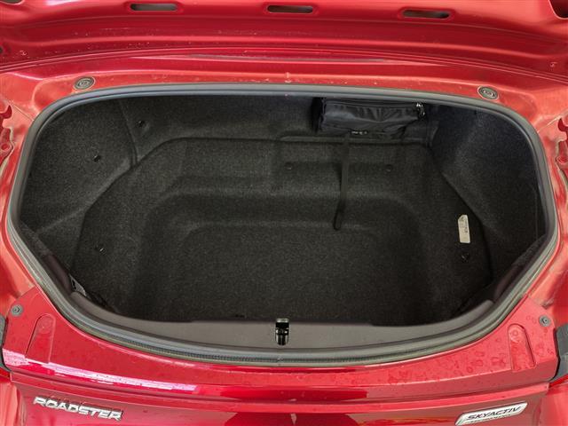 ロードスター ＲＳ　純正ＳＤナビ　ＢＯＳＥサウンドシステム　クルーズコントロール　アダプティブＬＥＤヘッドライト　車線逸脱警報　衝突被害軽減ブレーキ　ＥＴＣ　シートヒーター　ドライブレコーダー　ステアリングリモコン（34枚目）