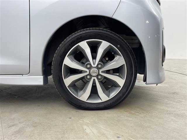 デイズルークス ハイウェイスター X Vセレクション 純正ナビ BT対応 アラウンドビューモニター 前後ドライブレコーダー エマージェンシーブレーキ ETC 両側パワースライドドア 後席サーキュレーター 純正AW15インチ 横滑り防止装置 ドアバイザー(17枚目)