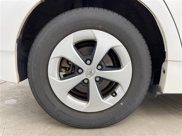 プリウス S 純正ナビ フルセグTV Bluetooth バックカメラ オートライト オートエアコン アイドリングストップ ステアリングスイッチ フロアマット ドアバイザー HiDヘッドライト(39枚目)