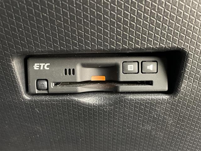 タント カスタムＲＳスタイルセレクション　ワンオーナー／純正ナビ（ＣＤ／ＤＶＤ／ＢＴ／フルセグＴＶ）／全方位カメラ／ビルトインＥＴＣ／レーダークルーズコントロール／革調シートカバー／ドライブレコーダー／フロントバンパーロアガーニッシュ（4枚目）