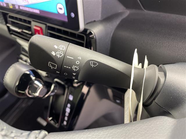 タント カスタムＲＳスタイルセレクション　ワンオーナー／純正ナビ（ＣＤ／ＤＶＤ／ＢＴ／フルセグＴＶ）／全方位カメラ／ビルトインＥＴＣ／レーダークルーズコントロール／革調シートカバー／ドライブレコーダー／フロントバンパーロアガーニッシュ（9枚目）