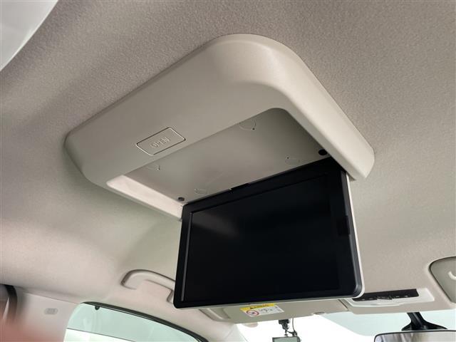 セレナ ｅ－パワー　ハイウェイスターＶ　純正ナビフルセグテレビＤＶＤ／ＣＤ／ＢＴオーディオフリップダウンモニター両側パワースライドドア前後ドラレコハンドルヒーター全席シートヒータークルーズコントロールビルドインＥＴＣ（2枚目）