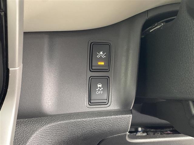 セレナ ｅ－パワー　ハイウェイスターＶ　純正ナビフルセグテレビＤＶＤ／ＣＤ／ＢＴオーディオフリップダウンモニター両側パワースライドドア前後ドラレコハンドルヒーター全席シートヒータークルーズコントロールビルドインＥＴＣ（20枚目）