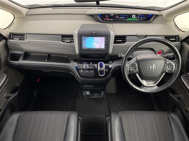 フリードハイブリッド ハイブリッド・Ｇホンダセンシング　純正ＳＤナビＣＤ／ＤＶＤ／ＢＴオーディオ前後ドラレコ両側パワースライドドアビルトインＥＴＣホンダセンシングオートクルーズコントロールレーンキープアシストハーフレザーシ（42枚目）