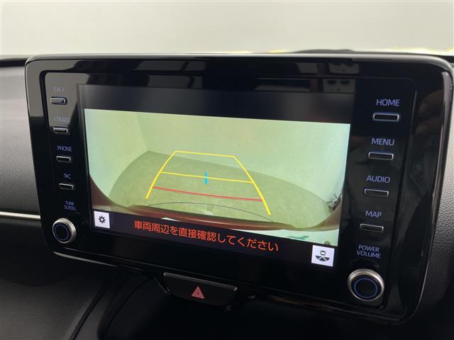 ヤリスクロス ハイブリッドＺ　アドベンチャー　純正ディスプレイオーディオ（ＢＴ／フルセグＴＶ）／プリクラッシュセーフティ／レーンキープアシスト／レーダークルーズコントロール／ハーフレザーシート／シートヒーター／ステアリングヒーター（3枚目）