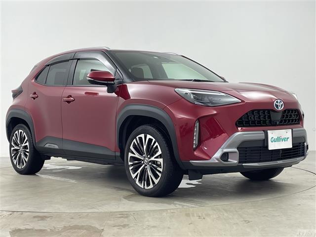 ヤリスクロス ハイブリッドＺ　アドベンチャー　純正ディスプレイオーディオ（ＢＴ／フルセグＴＶ）／プリクラッシュセーフティ／レーンキープアシスト／レーダークルーズコントロール／ハーフレザーシート／シートヒーター／ステアリングヒーター（32枚目）