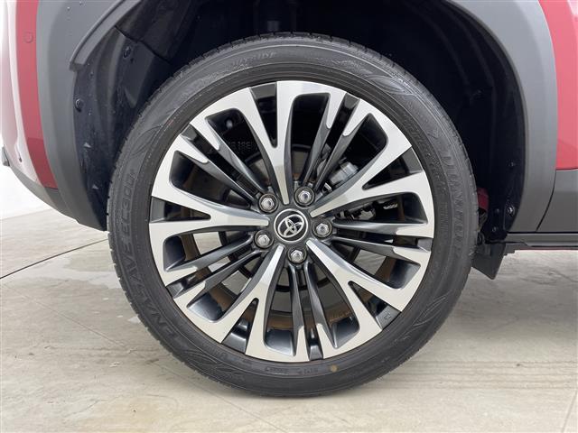 ヤリスクロス ハイブリッドＺ　アドベンチャー　純正ディスプレイオーディオ（ＢＴ／フルセグＴＶ）／プリクラッシュセーフティ／レーンキープアシスト／レーダークルーズコントロール／ハーフレザーシート／シートヒーター／ステアリングヒーター（38枚目）