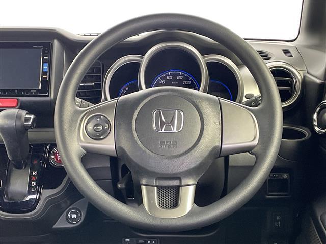 Ｎ－ＢＯＸスラッシュ Ｇ・Ｌパッケージ　純正ナビ　バックカメラ　ビルトインＥＴＣ　ステアリングリモコン　電子パーキング　電格ミラー　純正フロアマット　サウンドマッピングシステム　横滑り防止装置　チップアップシート　ヘッドライトレベライザー（5枚目）