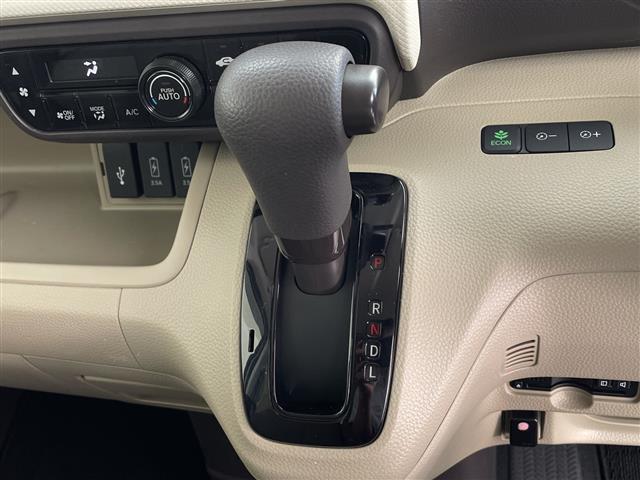 Ｎ－ＢＯＸ Ｇ・Ｌホンダセンシング　ホンダセンシング純正９インチナビＢＴオーディオＣＤ／ＤＶＤ／ＦＭ／ＡＭ純正ビルトインＥＴＣ左パワースライドドアテレビキャンセラーステアリングリモコンレーダークルーズコ（9枚目）